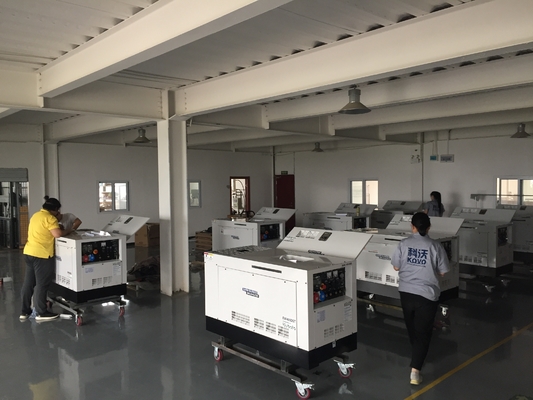 ポータブルディーゼル溶接機発電機 定電 600A 220V/380V KOVO フロンティア 400X EW500DST